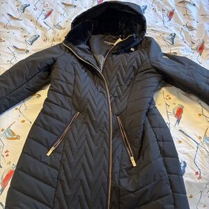 Guess Mid-length Puffer Coat